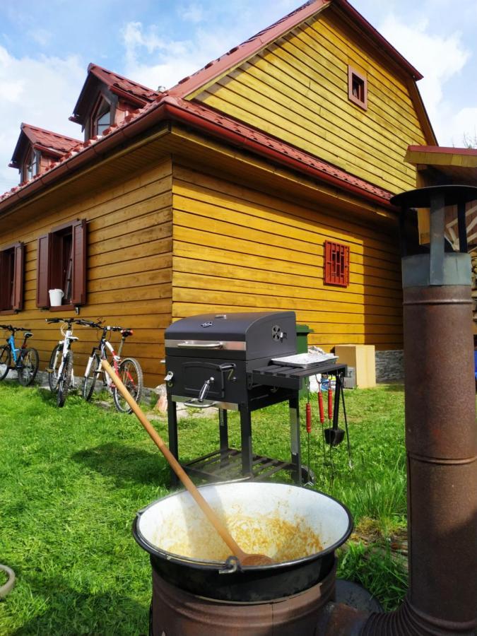 Holidayhouse Chalupa Alzbetka Važec Eksteriør billede