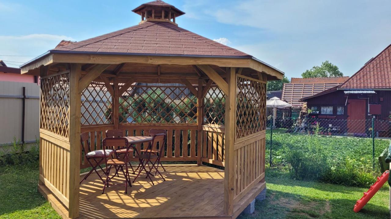 Holidayhouse Chalupa Alzbetka Važec Eksteriør billede